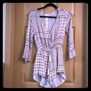 Super cute romper by Reverse